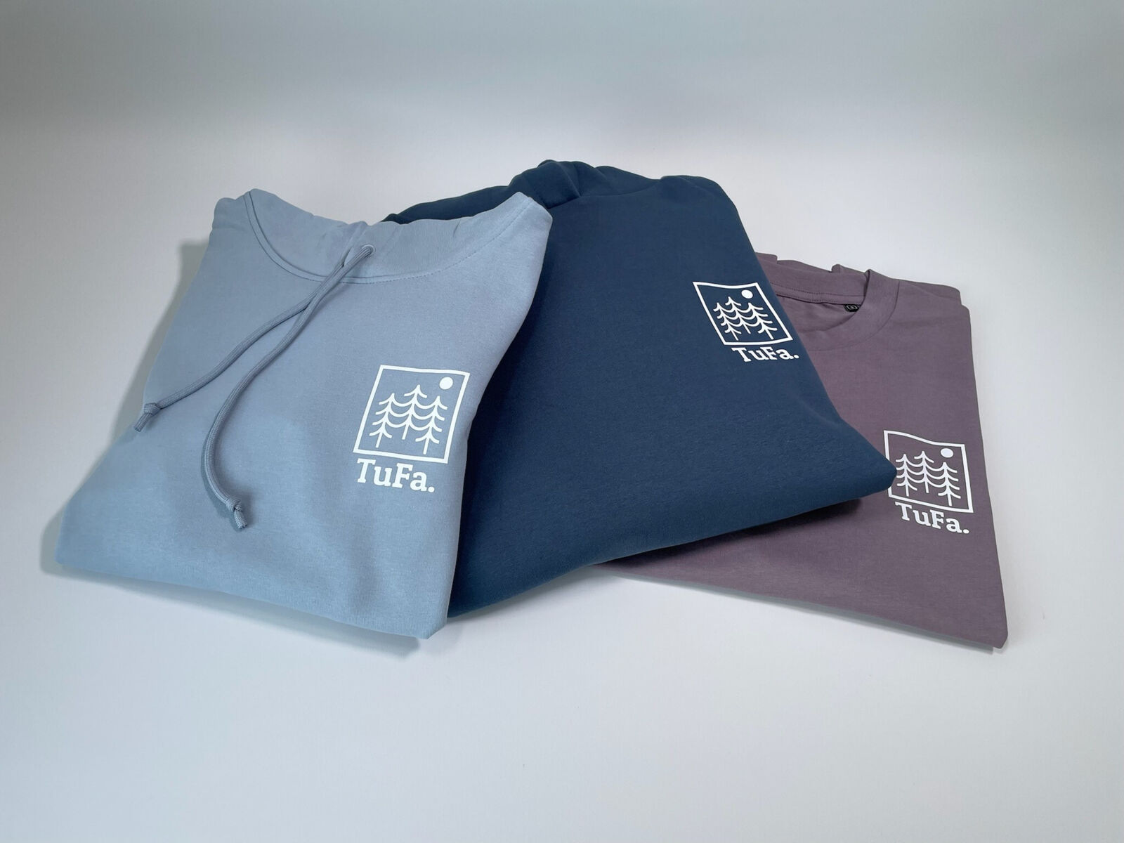 Printed hoodie and printed t-shirt in light blue, dark blue and purple