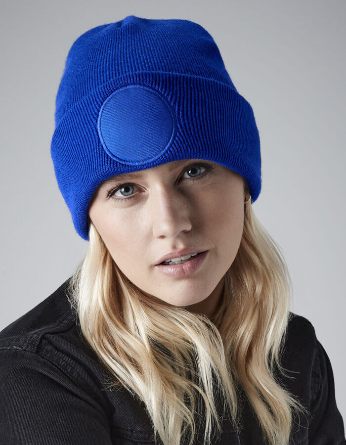 Circular patch beanie Thumbnail