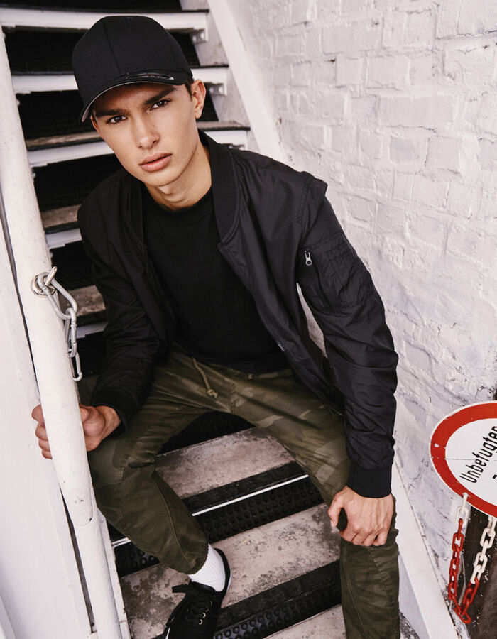 Flexfit fitted baseball cap (6277) Thumbnail