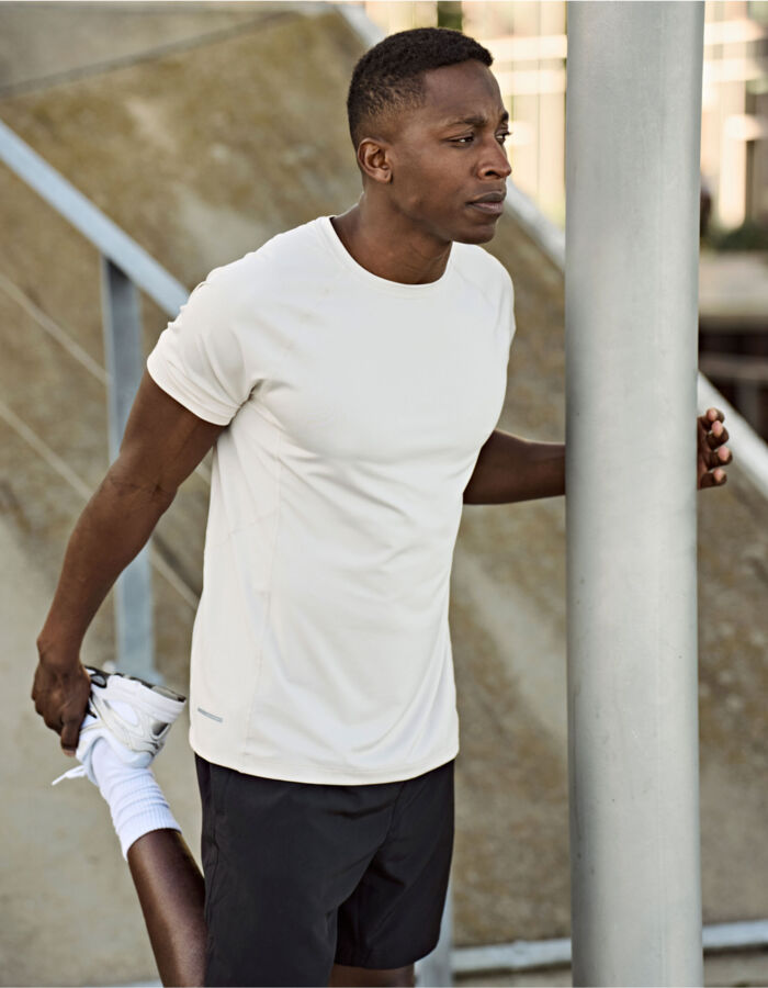 Men's CoolDry Tee Thumbnail